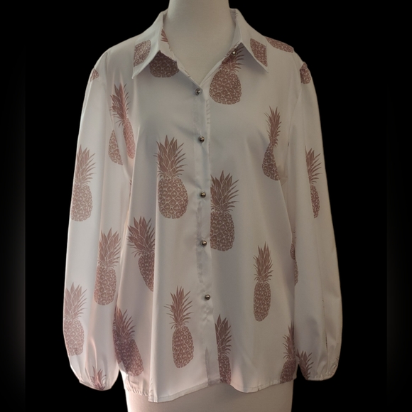 Source Unknown Tops - White blouse size 2XL